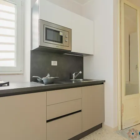 Crisanzio 80 Apartment Bari Exterior photo